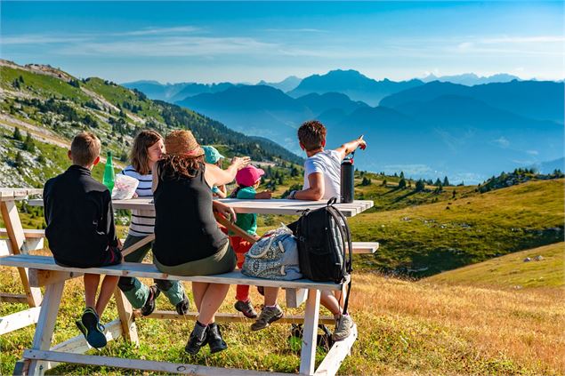 Randonnée au Mont Margeriaz depuis Plainpalais par le Col de la Verne_La Féclaz - C. Haas