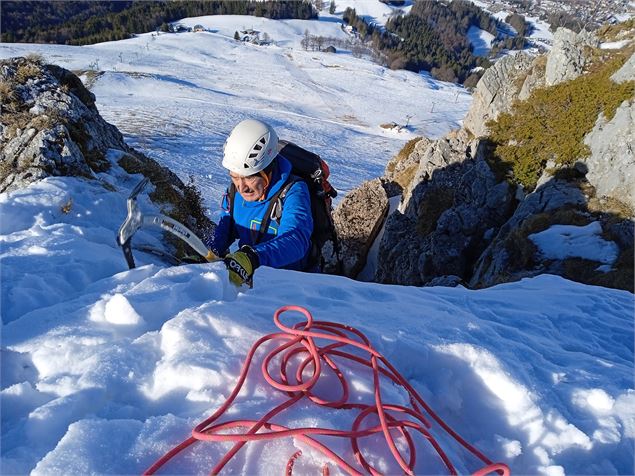 Dry tooling suite des Habères - V. Glauzy - OT Alpes du Léman
