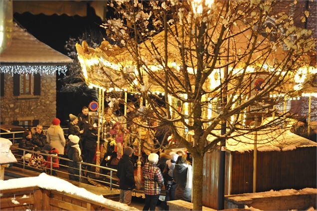 Carrousel de Châtel - JF-Vuarand