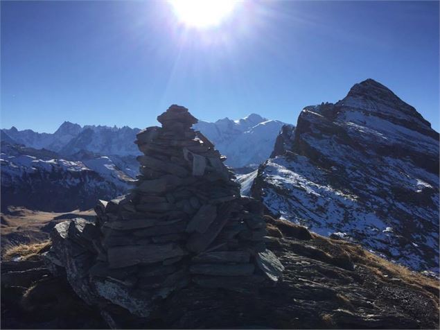 Itinéraire pédestre : la pointe de Sales - Clotilde Simond Georges