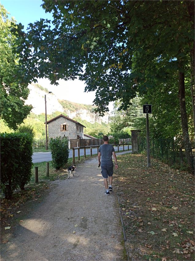 Arrivée au bout de la voie verte au niveau du château de la Durandière - K.Tranchina