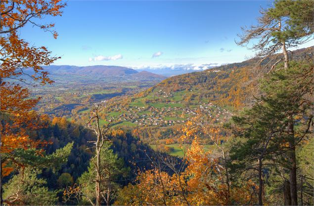 Vue depuis les Meulières de Grand Gueule - loin du tumulte