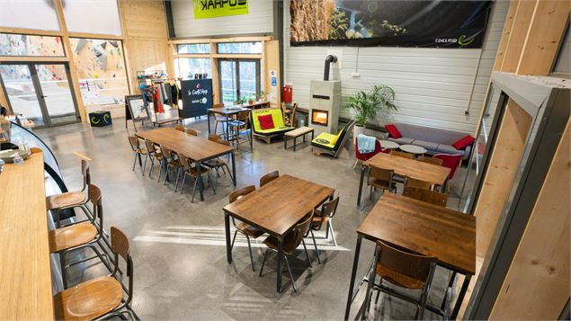 Espace bistro - Cortigrimpe01