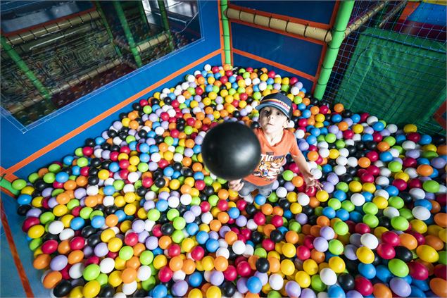 Châtel Indoor Kids Park - N. Garthener