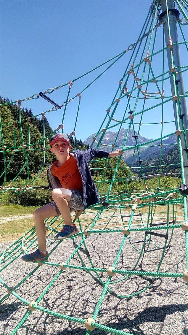 Aire de jeux lac de Vallon - Office de Tourisme des Alpes du Léman