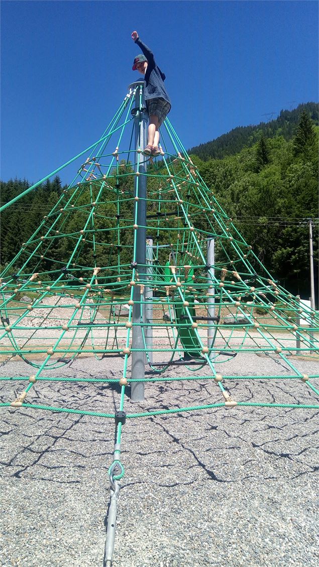 Aire de jeux lac de Vallon - Office de Tourisme des Alpes du Léman