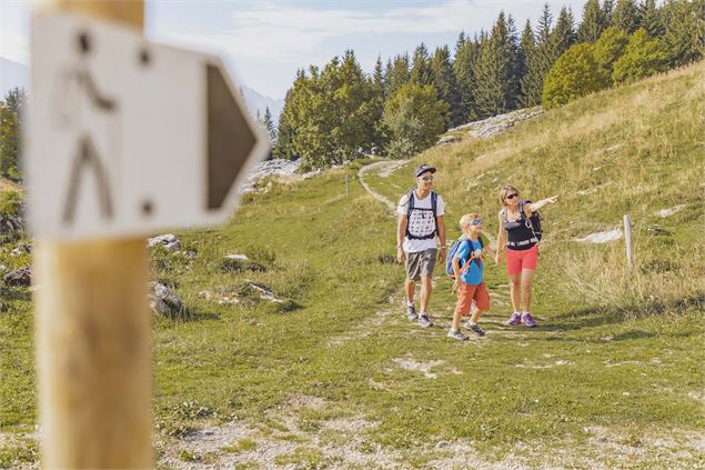 Sentier de découverte du milieu montagnard 2 - C. Cattin - Alpcat Medias