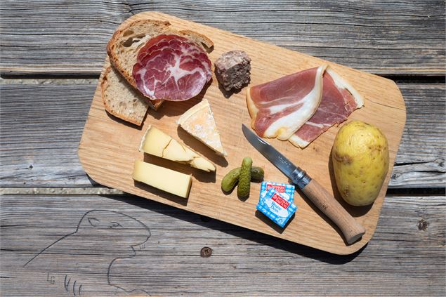 Refuge Grand Bec repas - Geoffrey Vabre