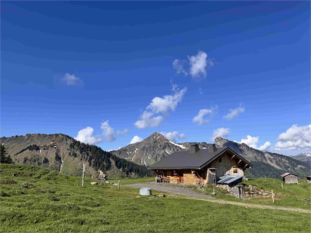 Col de cou depuis le lac des Mines d'Or_Morzine
