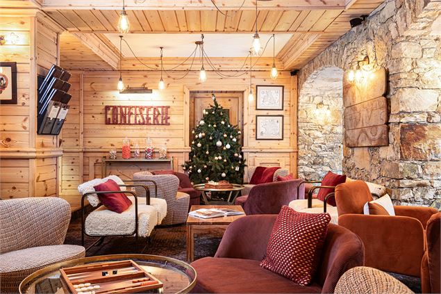 Salon - Bar - Y-Studio