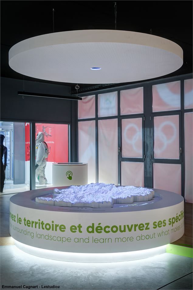 Tremplin 92 - Montagne & Olympisme - Emmanuel Cagnart - Lestudioz