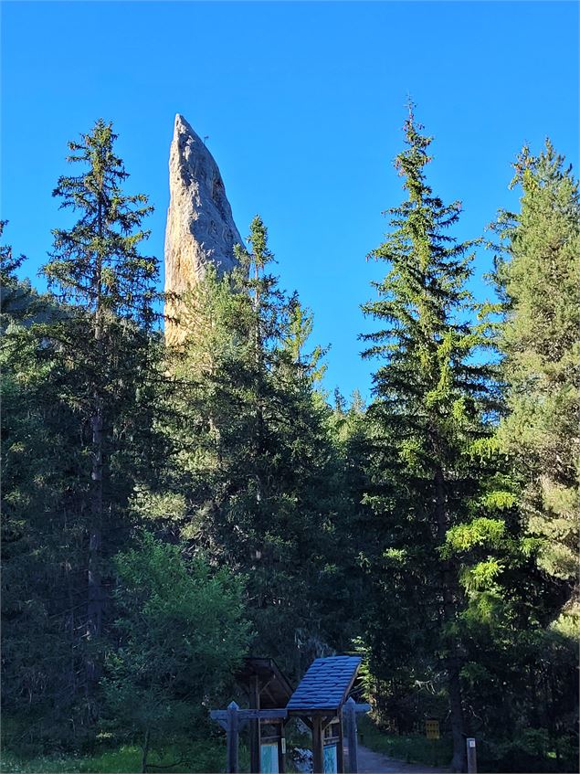 Vue sur le monolithe - OTHMV