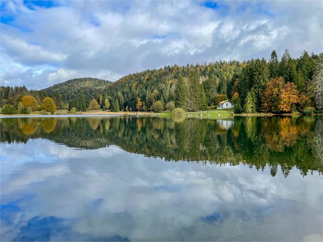 Lac Genin et ses tourbières_Charix - Tourisme Haut Bugey, MarcChatelain