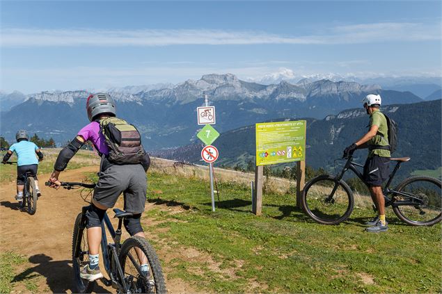 Piste verte_Viuz-la-Chiésaz - Tristan Shu - Annecy Mountains