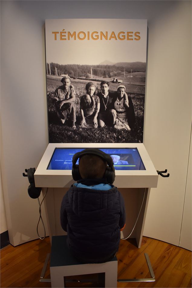 Borne tactile - Département de l'Ain, C. Monfray