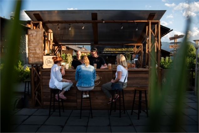 The Rabbit Hutch - Cocktail Bar