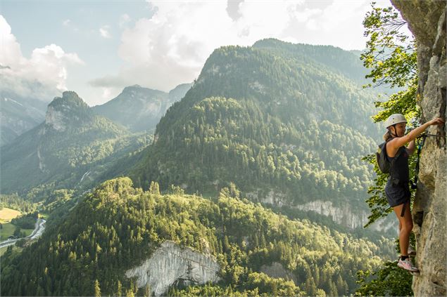 Via Ferrata de Sixt - Charline Dawant