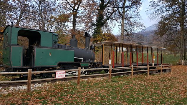 train_ancienne_gare_mouxy - OT Aix - Fouger