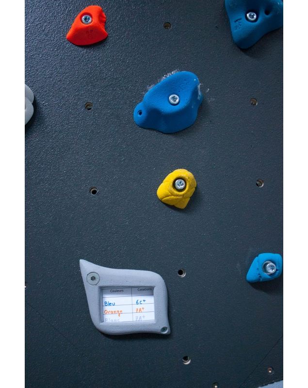 Mur d'escalade - © MathieuP - CAF Albertville