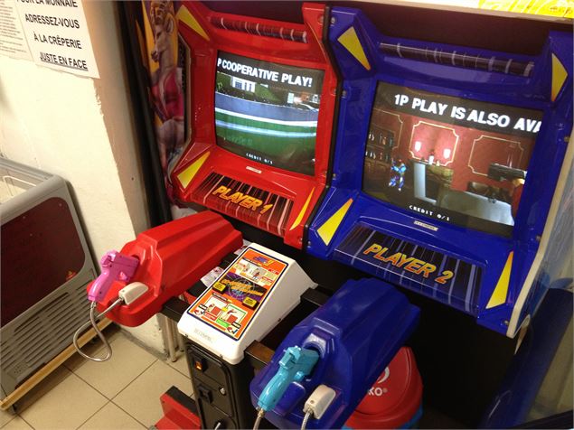 Salle de jeux - Crêperie le Flocon