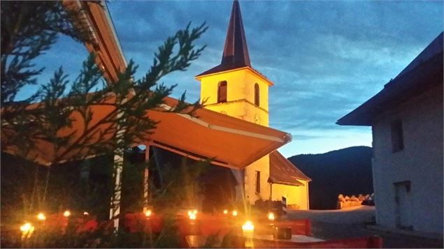 L'église illuminée - Association Apveca