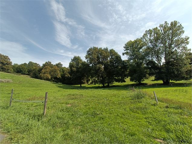 Pré Sentier Les Hauts de St Genix St-Genix-sur-Guiers St-Genix-les-Villages - OT Val Guiers
