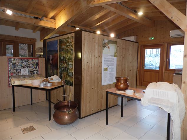 Atelier de fabrication - Coopérative Fruitière en Val d'Arly Savoie Mont-Blanc