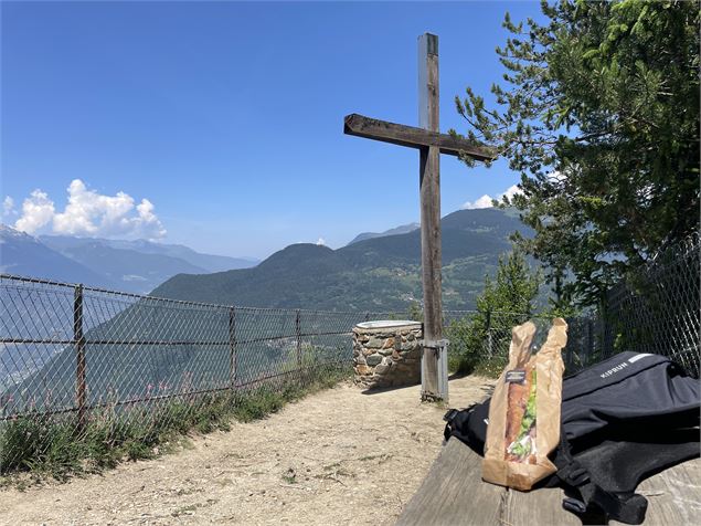 Pique nique à la Croix de Feissons Feissons-sur-Salins - Feissons sur Salins - Geoffrey Vabre