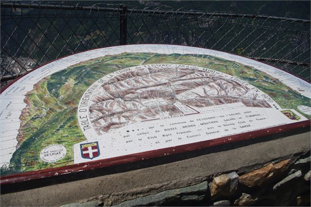 Table d'orientation à la Croix de Feissons - Feissons sur Salins - Geoffrey Vabre