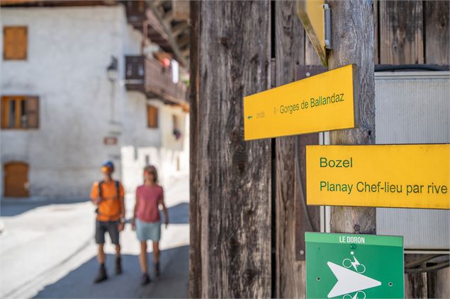 Village du Villard du Planay au départ du circuit de Ballandaz_Planay - Geoffrey Vabre