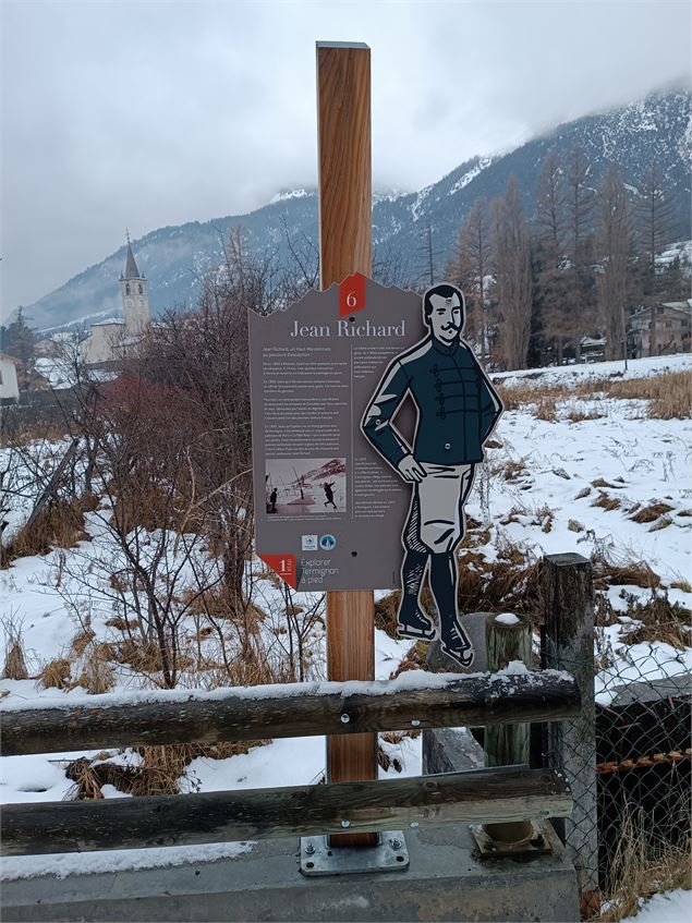 Panneau explicatif du parcours thématique - Christian Vair