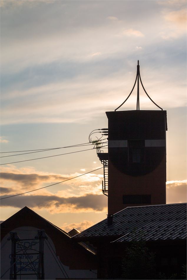Centrale hydroélectrique sur le circuit entre 2 rives - Planay - Geoffrey Vabre