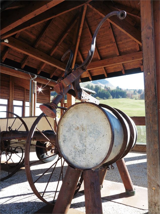 Art Vaches : Les Vaches Ferrailleurs - OT Grand-Bornand