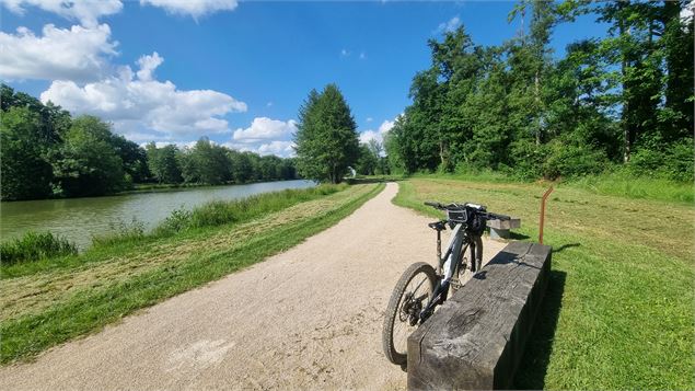 Liaison VTT-VTC (L6) St Trivier de Courtes - Plan d'eau de Mépillat - scalland
