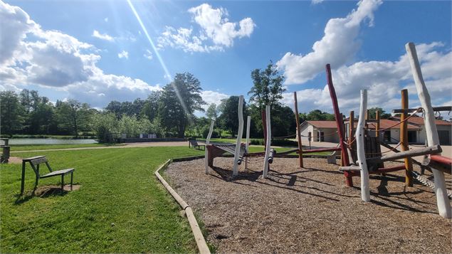 Liaison VTT-VTC (L6) St Trivier de Courtes - Plan d'eau de Mépillat - scalland