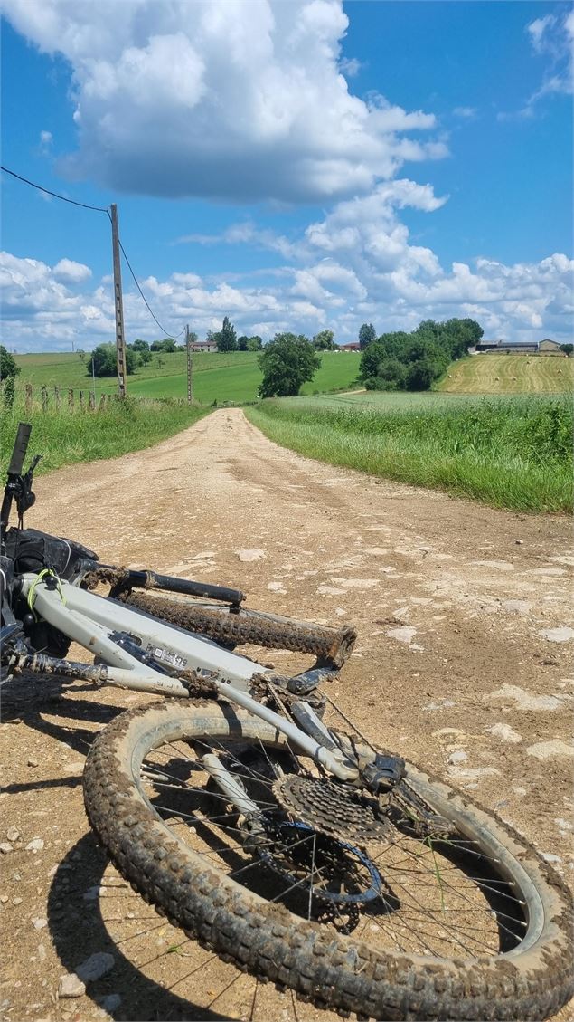 Circuit VTT-VTC n°28 (rouge) - Cormoz_Saint-Nizier-le-Bouchoux - scalland