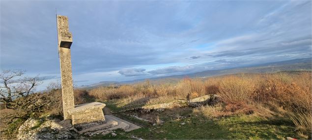 Ruines de St Julien sur Roche - scalland