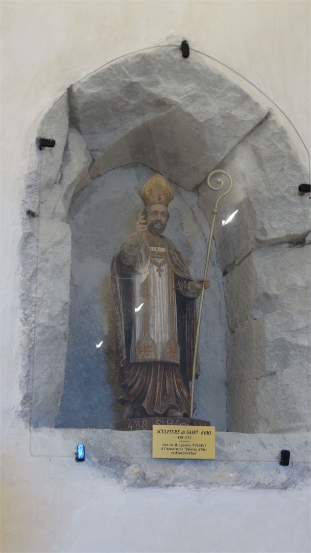 Eglise de St Rémy du Mont - scalland