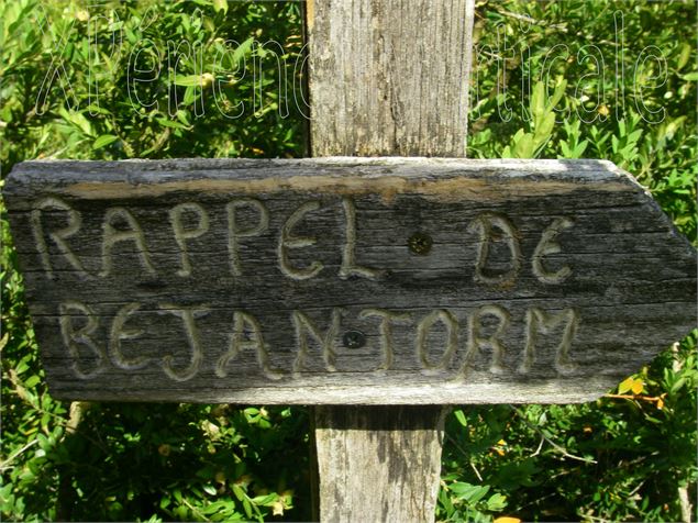 Rocher du Jarbonnet - Prairie de la rivière d'Ain_Cize - Pierre Jayet