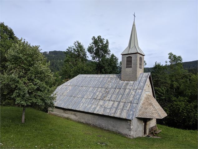 Chapelle de Moudon de profil