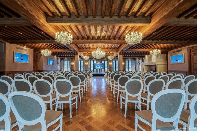 Assemblée 220 personnes - @hannahcybulska