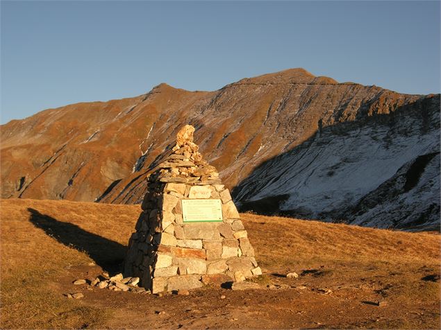 Tête Nord des Fours et Refuge du Col de la Croix du Bonhomme - K.Mandray