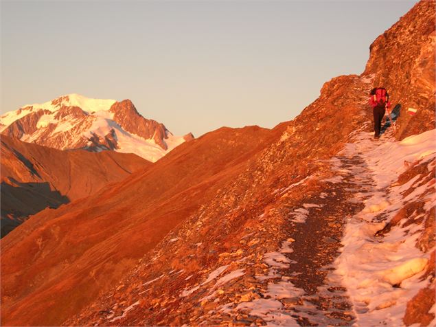 Tête Nord des Fours et Refuge du Col de la Croix du Bonhomme - K.Mandray