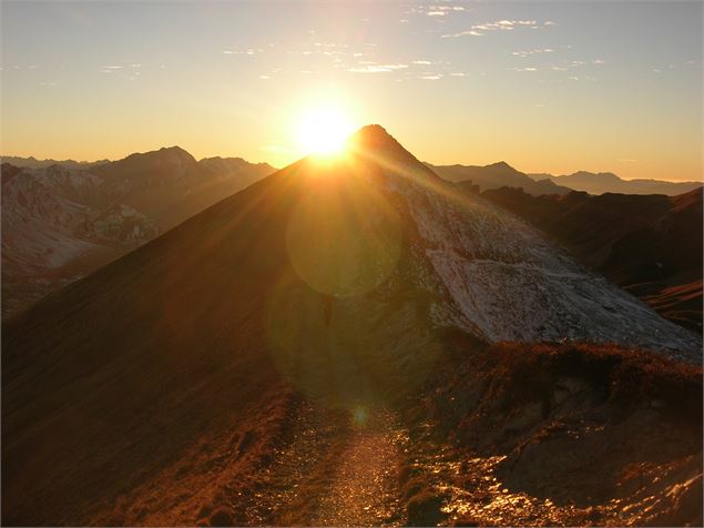 Tête Nord des Fours et Refuge du Col de la Croix du Bonhomme - K.Mandray