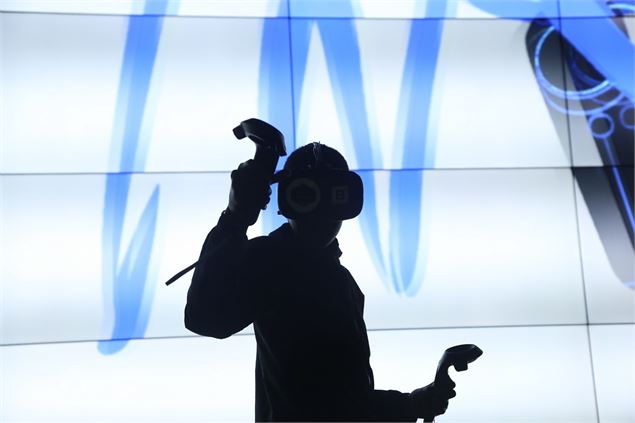 Usager du casque Réalité Virtuelle - Lola Humbert