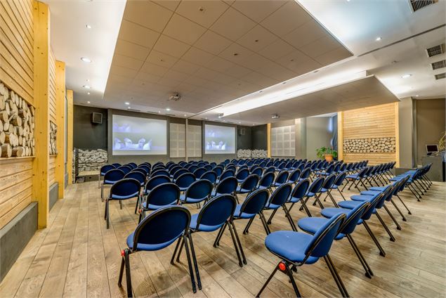 - Valériane - Centre de Congrès - Esther Vittot