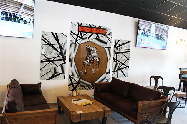 Coin canapé cosy Bar à bières Beers Company Pont de Beauvoisin - Beers Company Pont de Beauvoisin