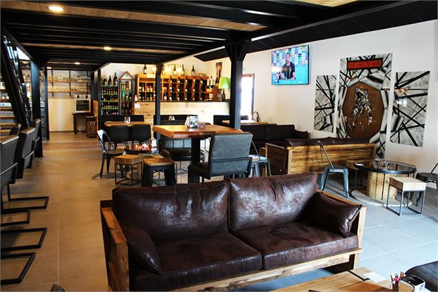 Salle rez de chaussée bar à bières Beers Company Pont de Beauvoisin - Beers Company Pont de Beauvois