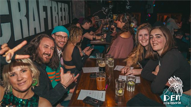 soirées bingo musicales lundis au Den Bar & Restaurant - patrick williams