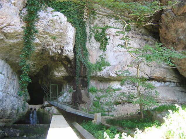 Grotte de Corveissiat - Agek